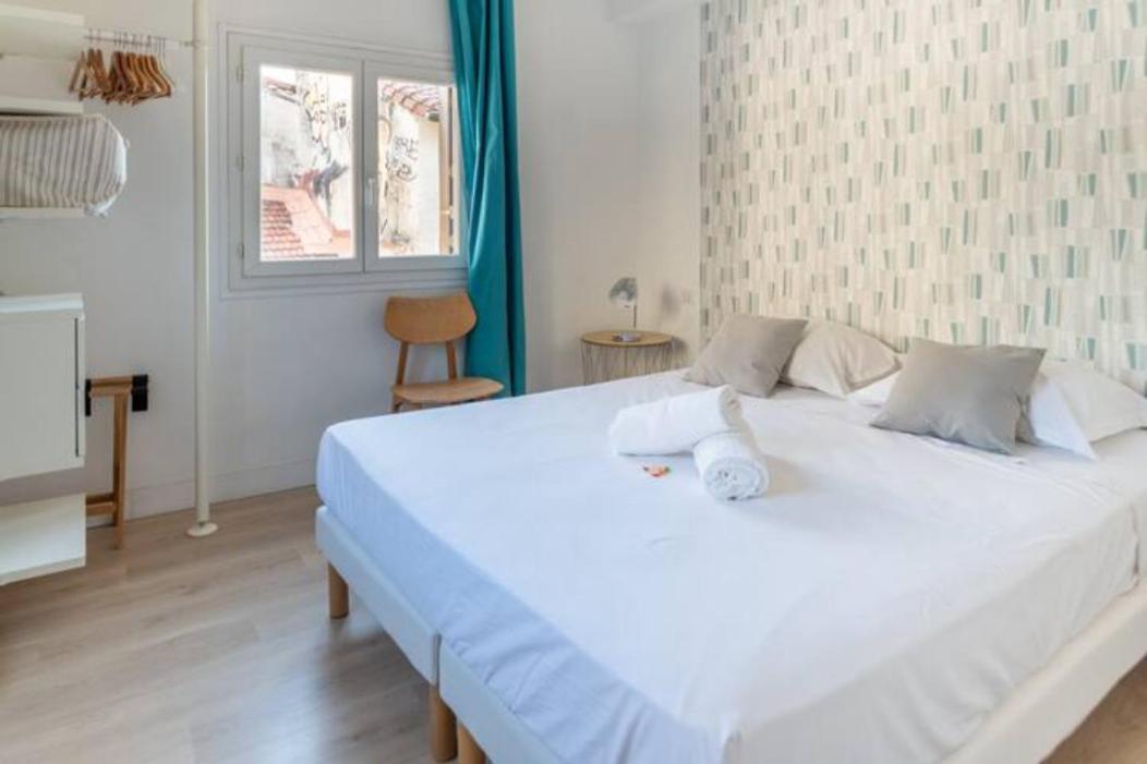 Magnifique Appartement De Charme Avec Vue Sur Le Palais Des Papes A Avignon Wifi Gratuit المظهر الخارجي الصورة